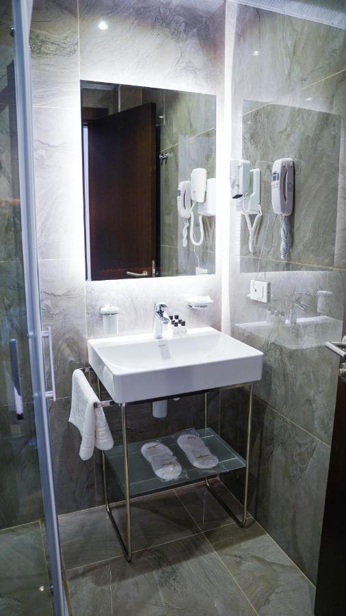 Bellezza Hotel Istanbul Bagian luar foto