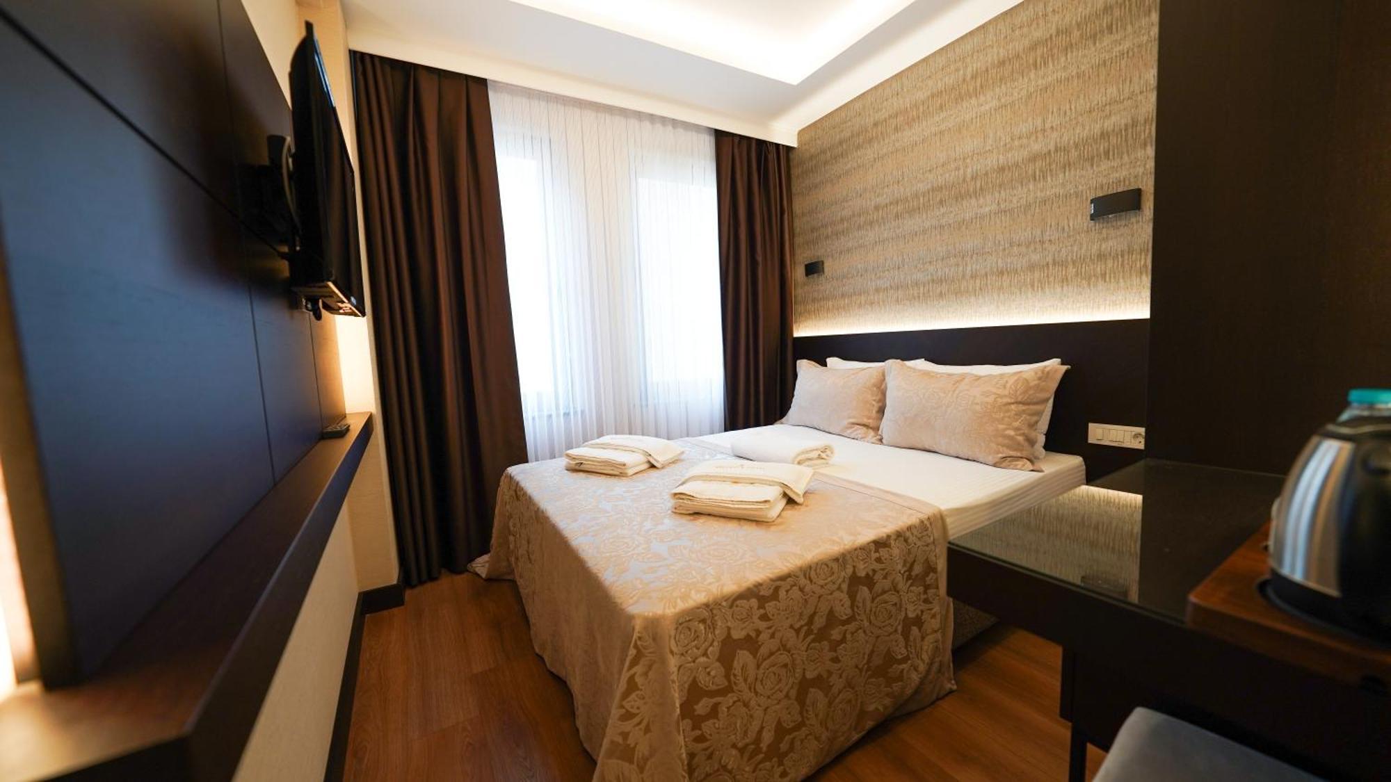 Bellezza Hotel Istanbul Bagian luar foto